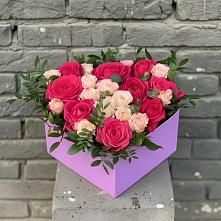 Цветочная композиция из Розы в коробке в Кирово-Чепецке