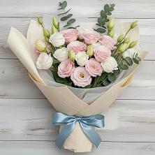 Букет цветов из:  Лизиантусы в Кирово-Чепецке