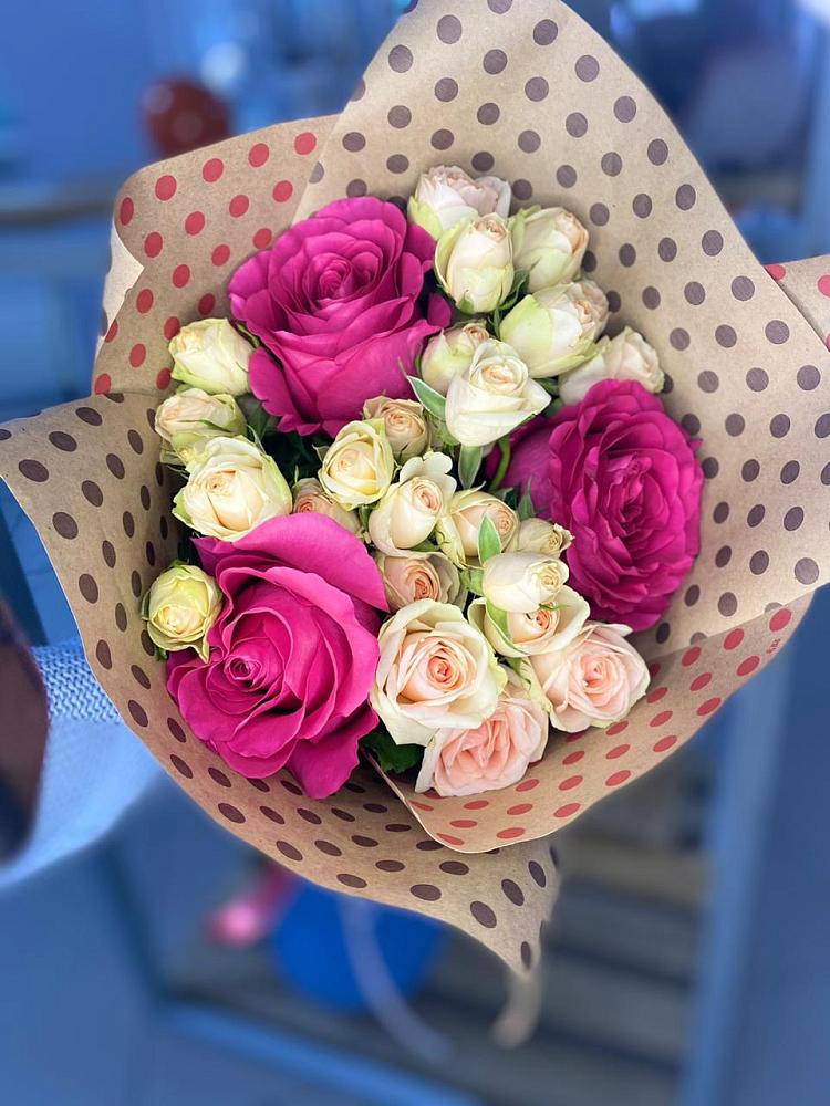 Букет цветов из: Розы в Кирово-Чепецке