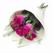 Букет цветов из:  Розы #REPLACE_PRED# Кирово-Чепецке