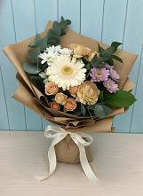 Букет цветов из:  Герберы и Хризантемы в Кирово-Чепецке
