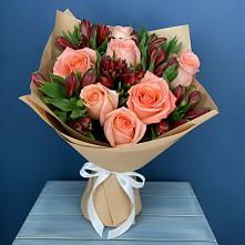 Букет цветов из:  Розы и Альстромерии #REPLACE_PRED# Кирово-Чепецке