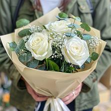 Букет Нежные грёзы в Кирово-Чепецке Букет цветов из: Розы в Кирово-Чепецке