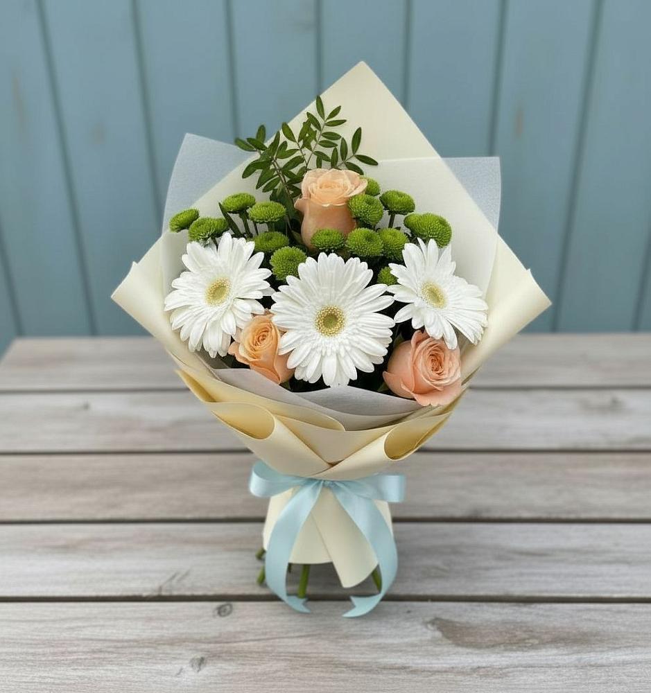 Букет цветов из: Герберы, Розы и Хризантемы в Кирово-Чепецке