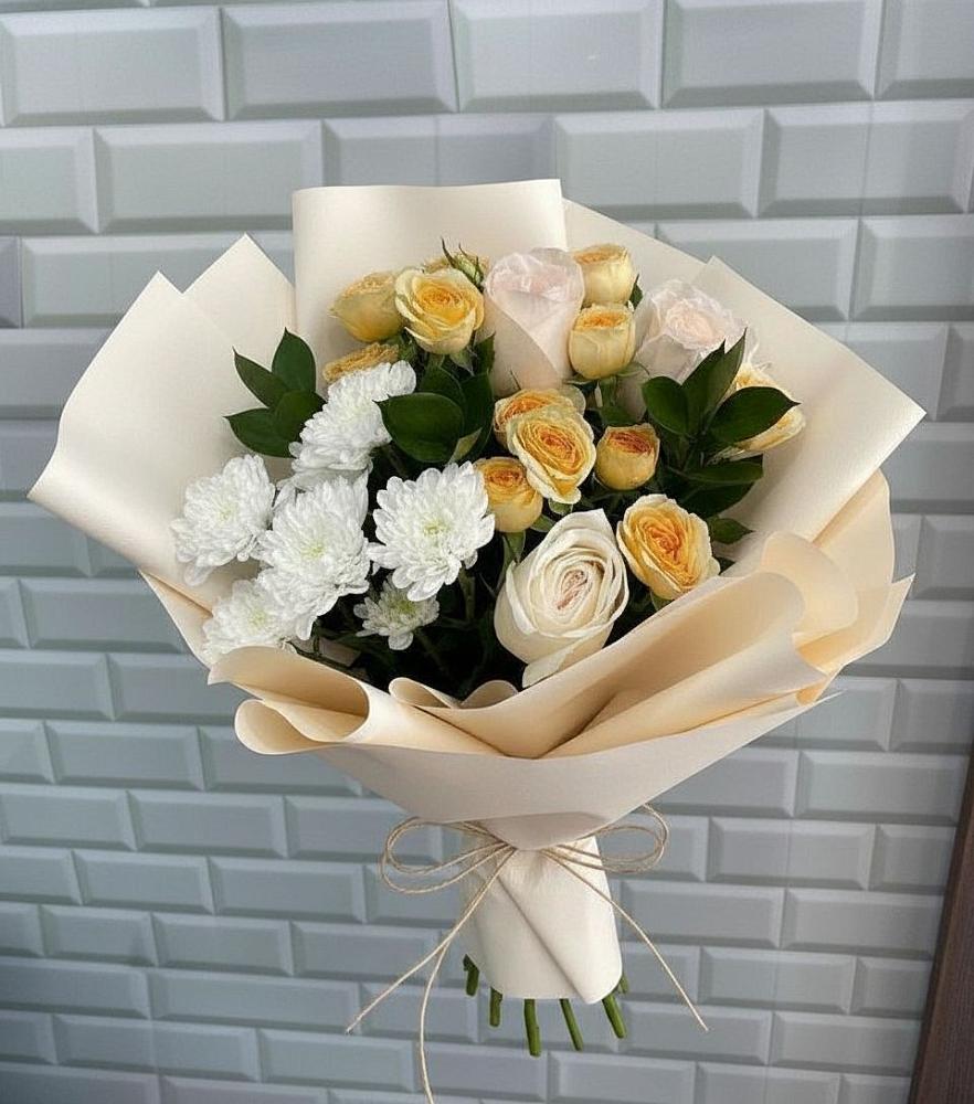 Букет цветов из: Розы и Хризантемы в Кирово-Чепецке