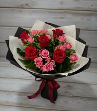 Букет цветов из:  Розы #REPLACE_PRED# Кирово-Чепецке