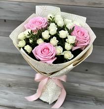 Букет цветов из:  Розы в Кирово-Чепецке