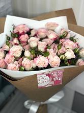 Букет цветов из:  Розы в Кирово-Чепецке
