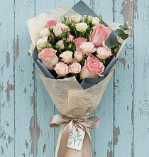 Букет цветов из:  Розы в Кирово-Чепецке