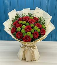 Букет цветов из:  Розы и Хризантемы в Кирово-Чепецке