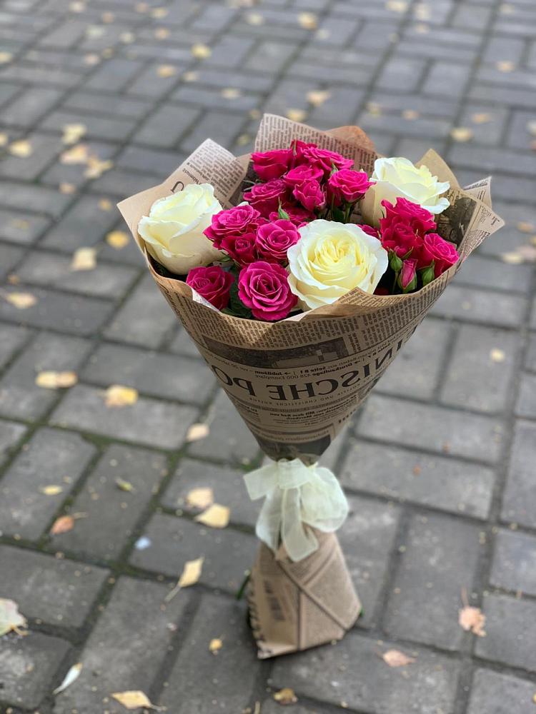 Букет цветов из: Розы в Кирово-Чепецке