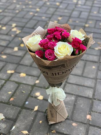 Букет цветов из: Розы в Кирово-Чепецке