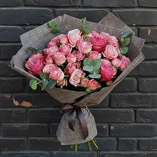 Букет цветов из:  Розы в Кирово-Чепецке